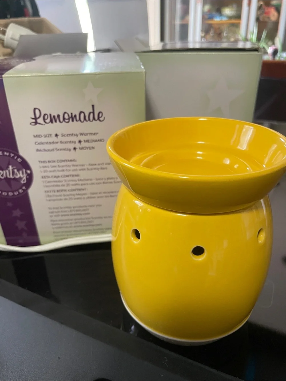 Scentsy Lemonade Bright Yellow Ceramic Wax Warmer